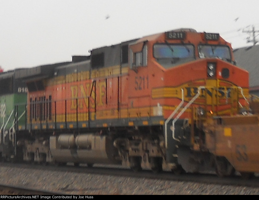 BNSF 5211